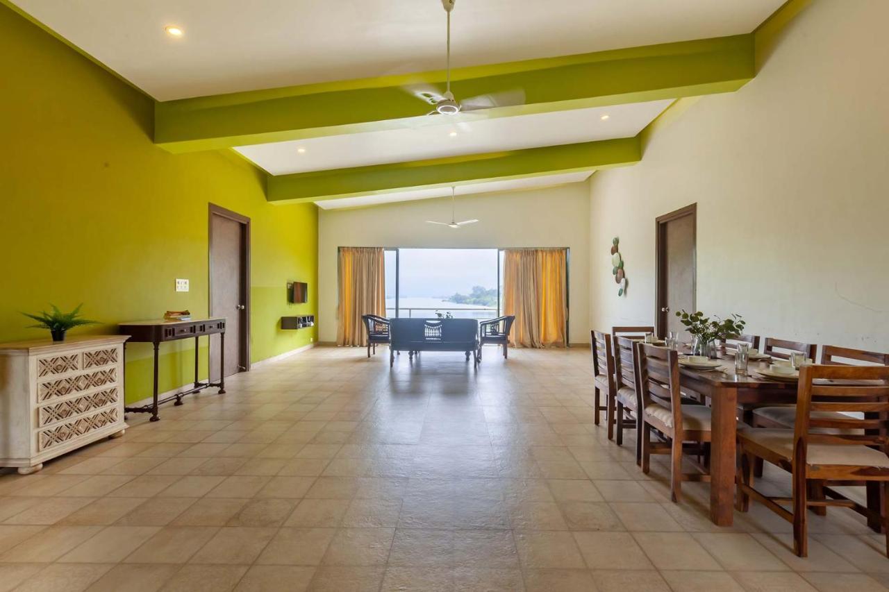 Stayvista'S Shivom Villa 1 - A Serene Escape With Views Of The Valley And Lake Лонавала Экстерьер фото