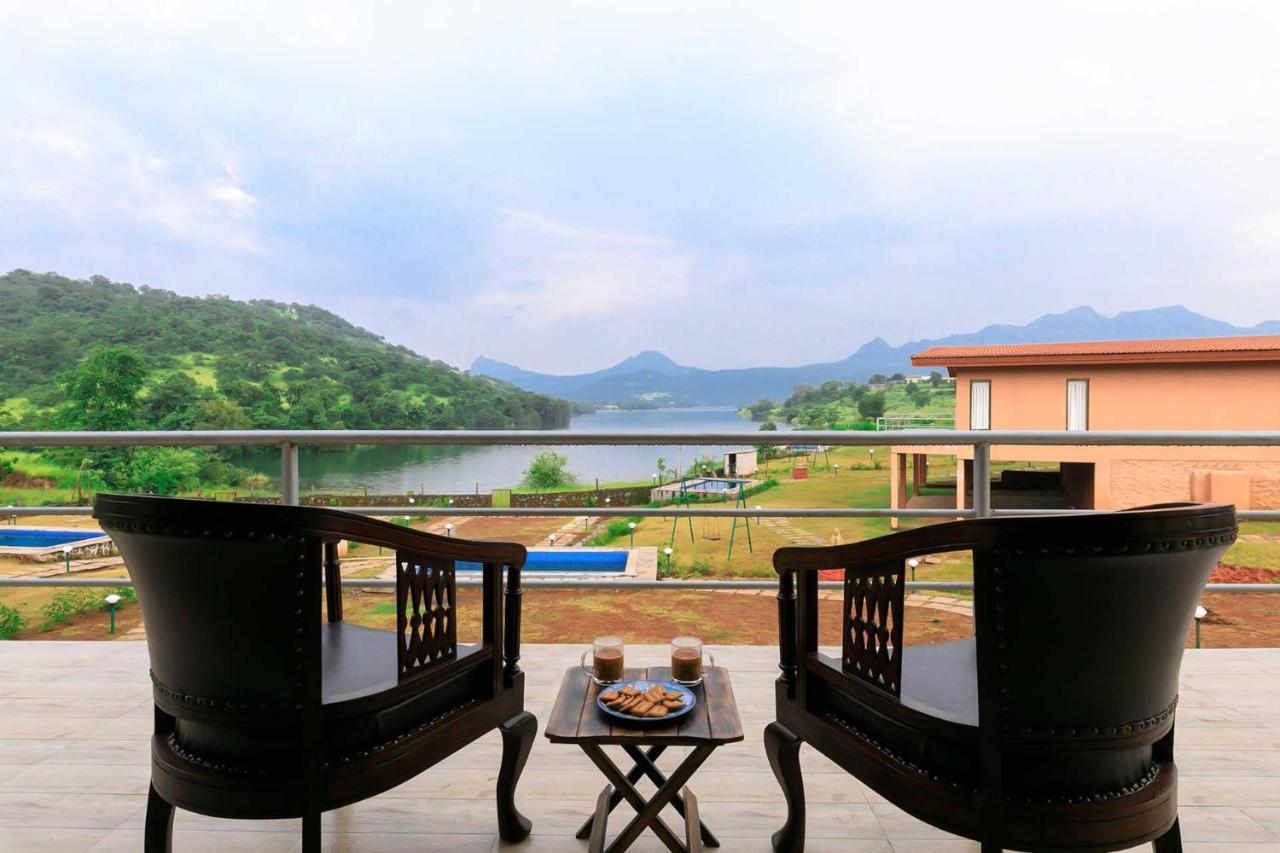 Stayvista'S Shivom Villa 1 - A Serene Escape With Views Of The Valley And Lake Лонавала Экстерьер фото